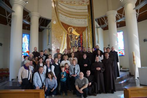 Hodočašće Zajednice Svjetovnog reda sv. Terezija Avilska i karmelskih bogoslova u Sisačku biskupiju 1. travnja 2017.