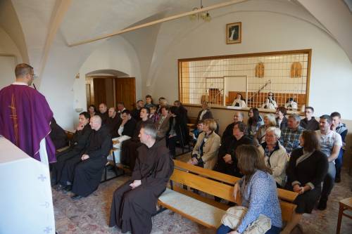 Hodočašće Zajednice Svjetovnog reda sv. Terezija Avilska i karmelskih bogoslova u Sisačku biskupiju 1. travnja 2017.