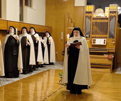 Osmijesi koji povezuju - naš posjet Karmelu u Sori